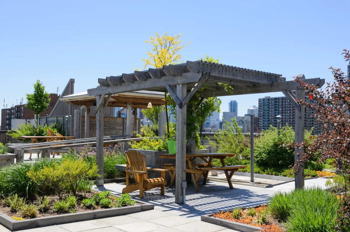 Chicago Roof Deck And Garden | MRC Construction